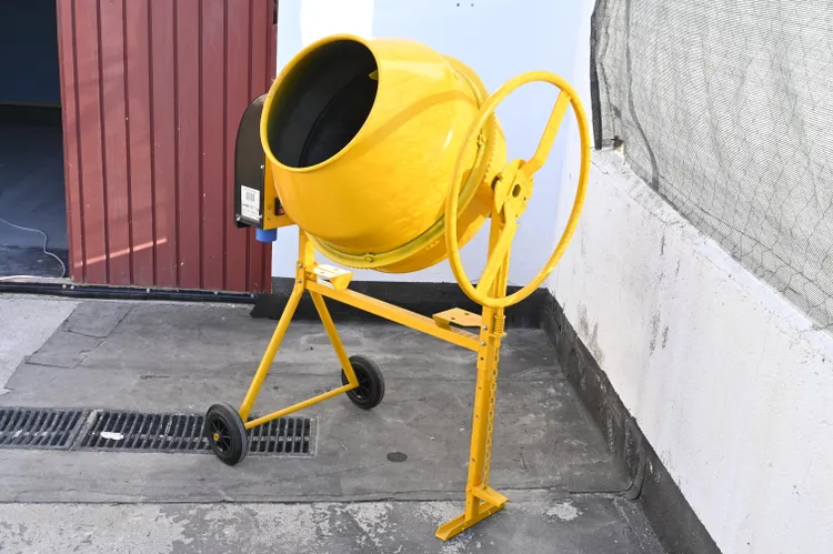 Hormigonera eléctrica 125 litros